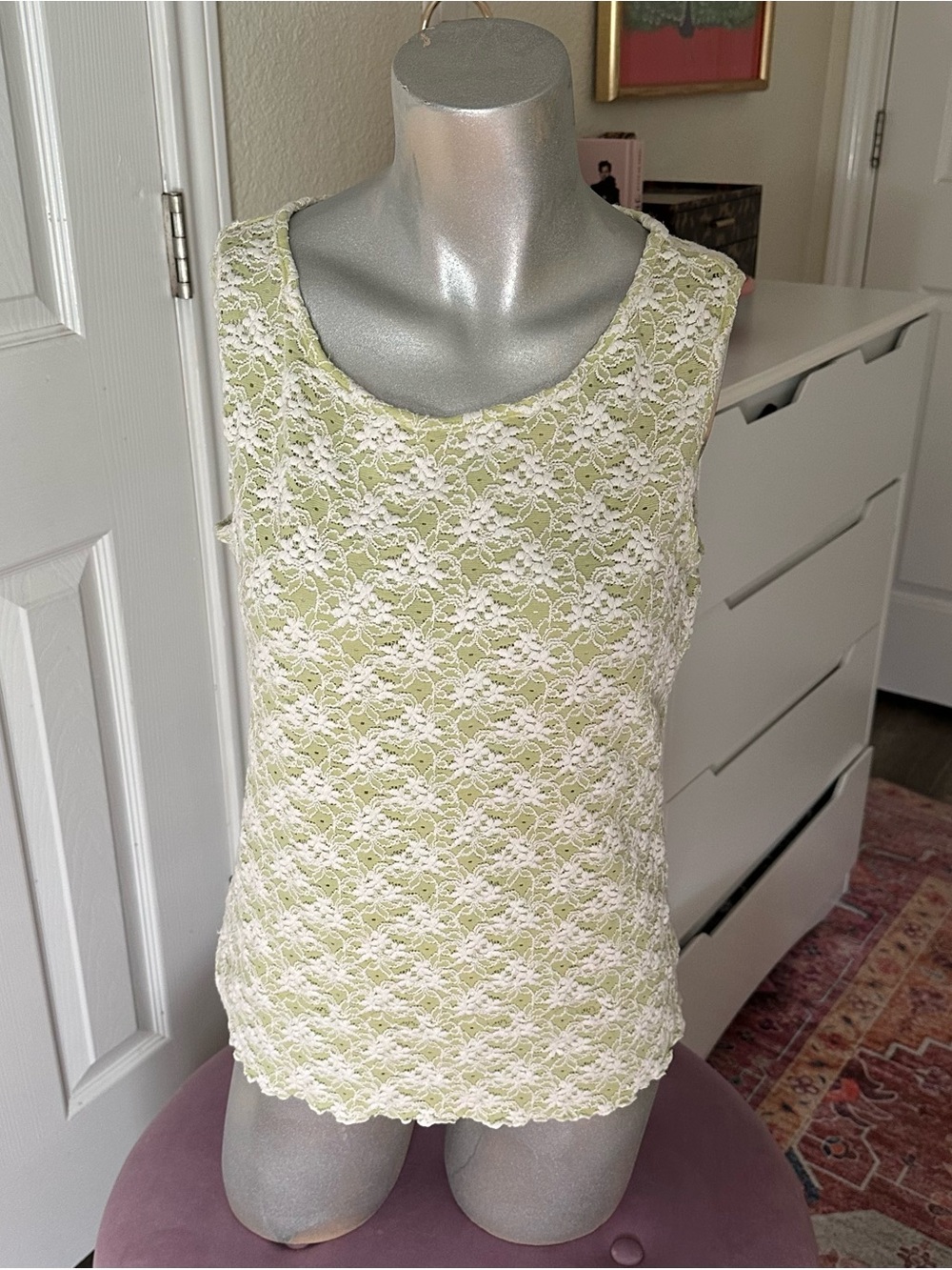 Tribal Green & White Floral Lace Overlay Lettuce Hem Tank